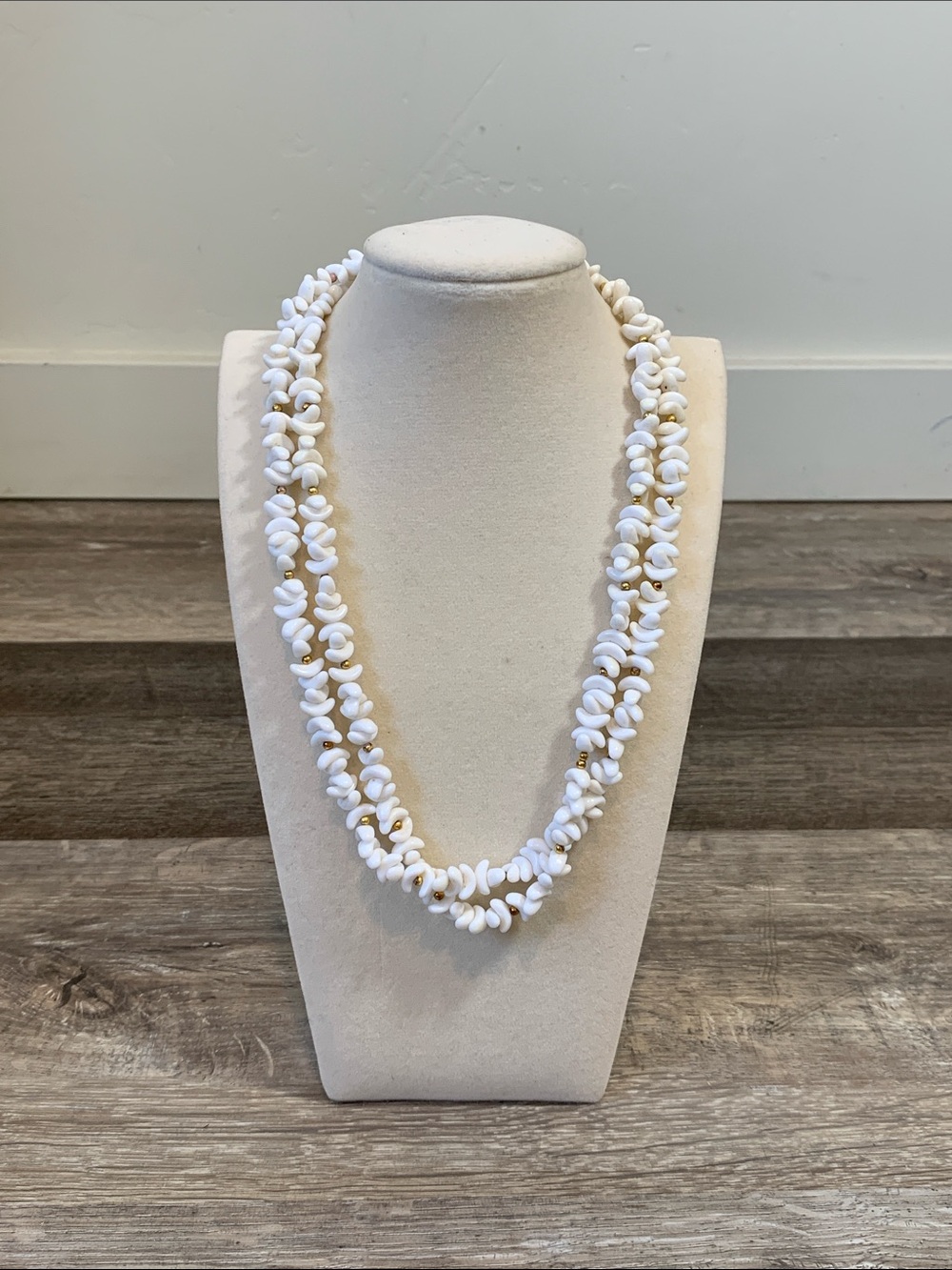 Vintage White Shell and Gold Bead Necklace